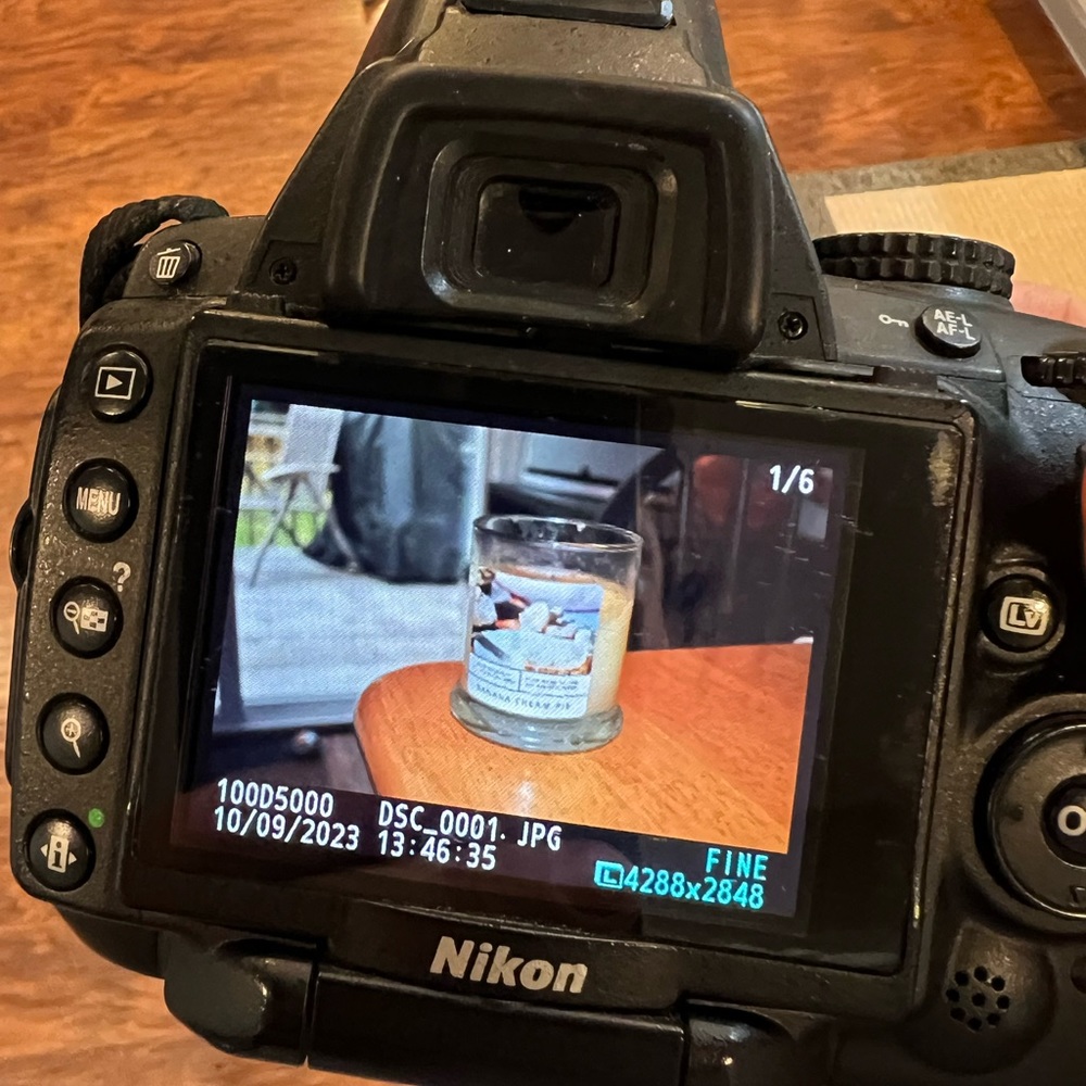 Nikon D5000 bundle - Picture 12 of 15